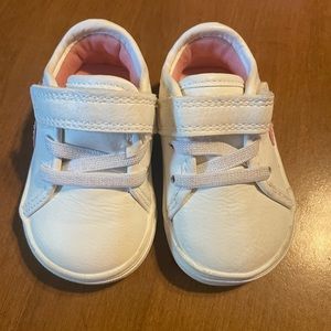 Baby shoes